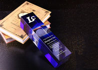 Польза конкуренций голубой кристаллической чашки трофея К9 большая с логотипом гравировки лазера 3Д