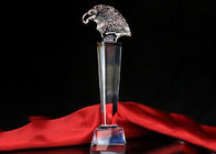 Специализированный дизайн головы орла трофея кристаллического стекла для работника дела
