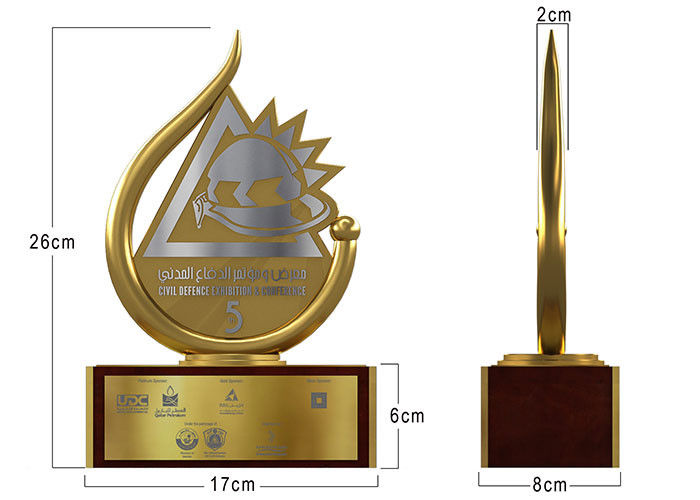 Трофеев металла предприятия золото изготовленных на заказ сияющее покрытое с выбитым логотипом